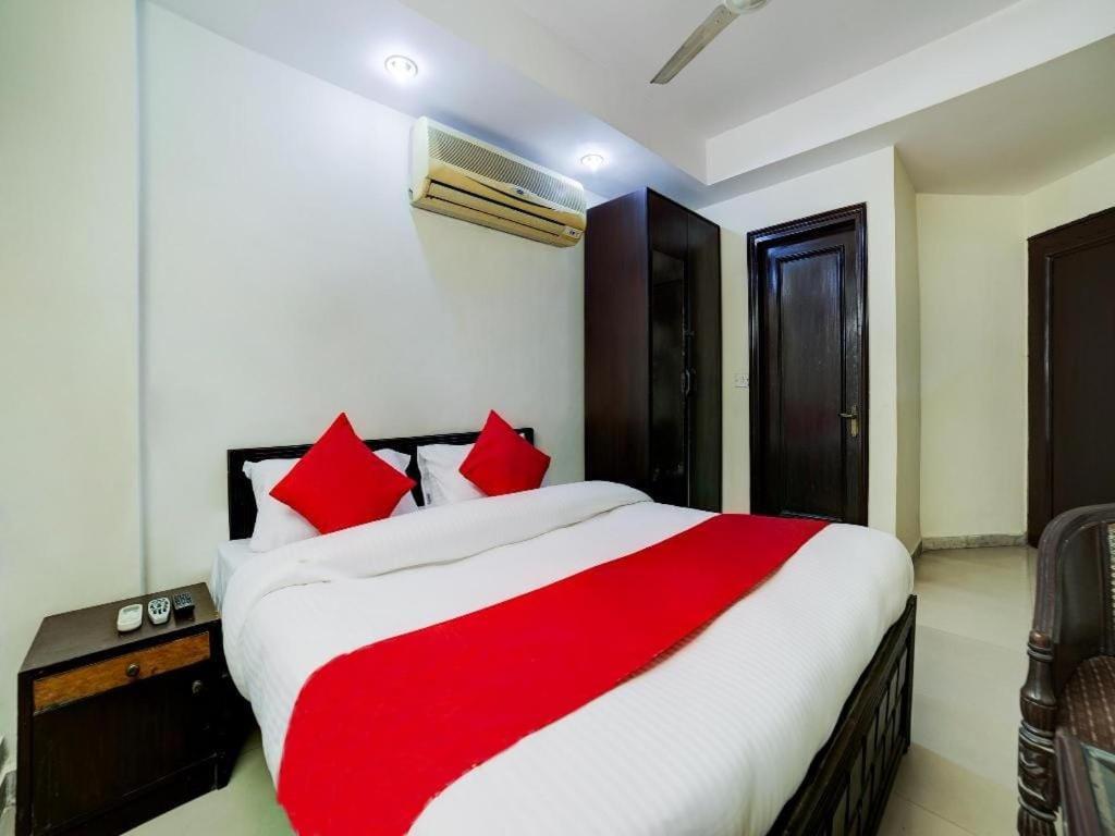 Hotel Sant Nagar เดลี ภายนอก รูปภาพ